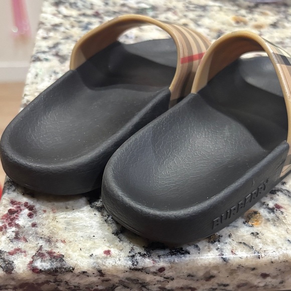 Burberry Kids Plaid Slide Slippers - Black and Beige - Picture 4 of 5